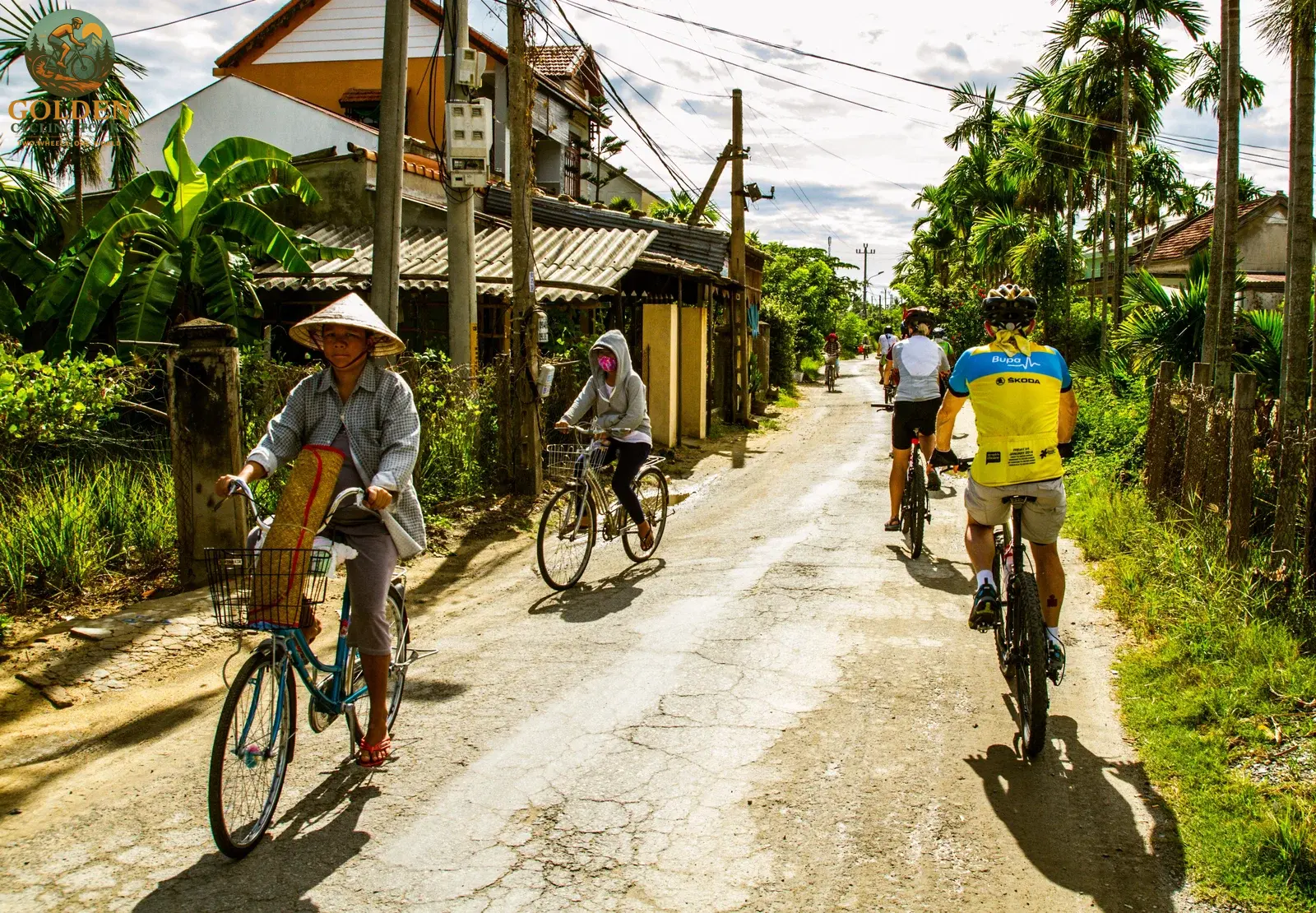 14 Days Hoi An to Angkor Wat Cycling Tour